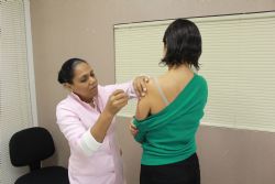 ALPHAVILLE CUIAB PROMOVE DIA DE VACINAO CONTRA GRIPE H1N1